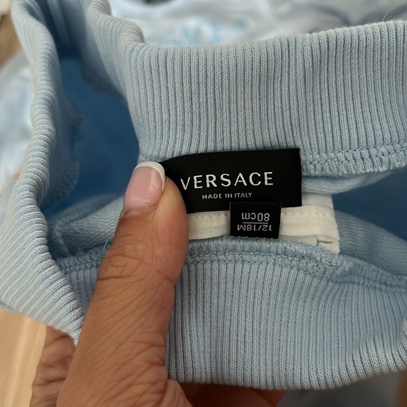 Versace suit - Picture 4 of 7